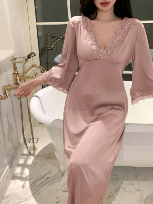 Women's V-Neck Lace Patchwork Backless Three Quarter Sleeve Nightgown