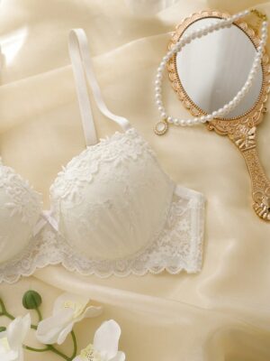 DelicateAllure Underwire Molded Cup High Support Ladies Bra