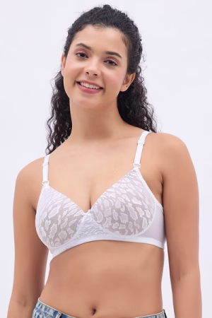 Padded Non-Wired Full Coverage Bra in White - Lace