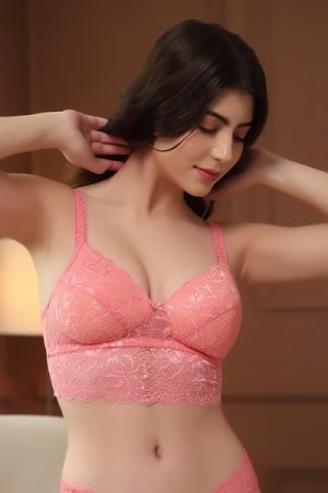 Non-Wired Full Coverage Longline Bralette in Peach Colour - Lace