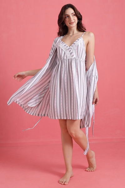 Printed Short Korean Nighty & Robe Set in White - Rayon